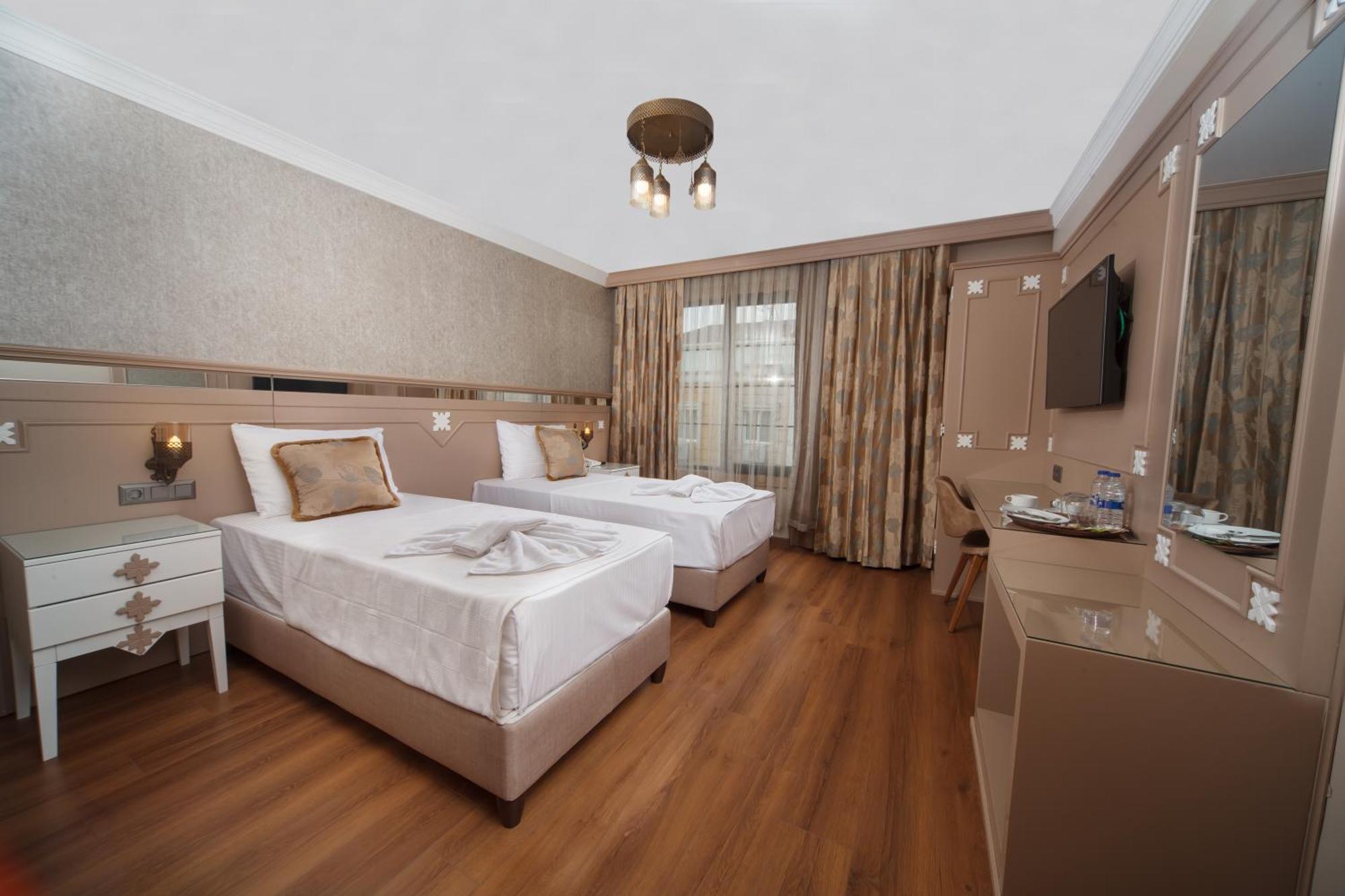Belmond Hotel Стамбул Экстерьер фото