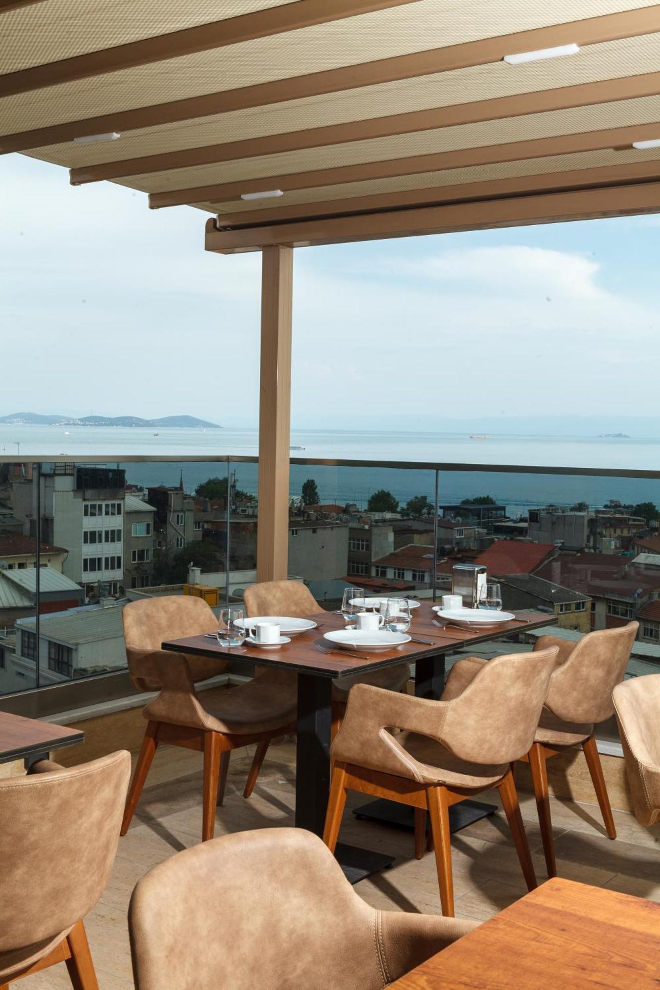 Belmond Hotel Стамбул Экстерьер фото